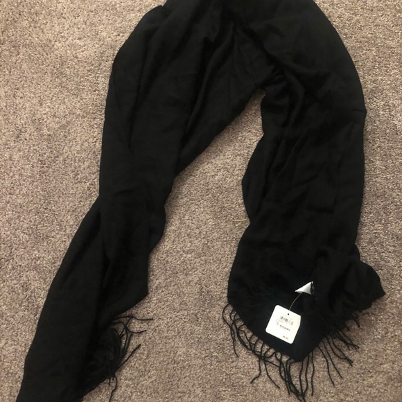 NWT Nordstrom scarf - Picture 1 of 4